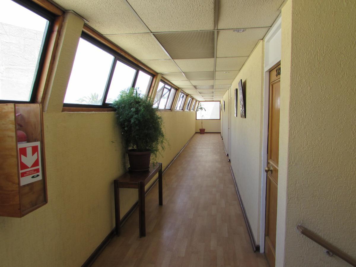 Hotel Plaza לוס אנדס מראה חיצוני תמונה