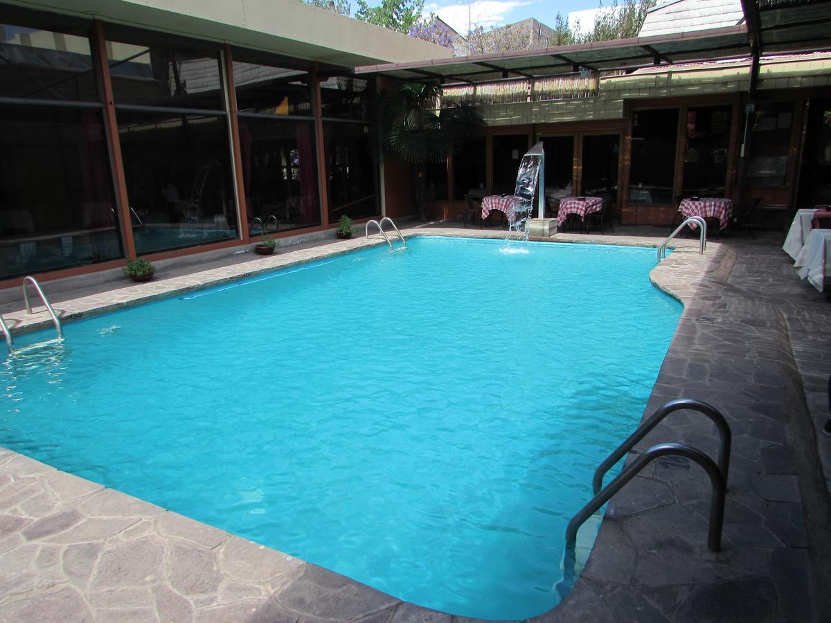 Hotel Plaza לוס אנדס מראה חיצוני תמונה