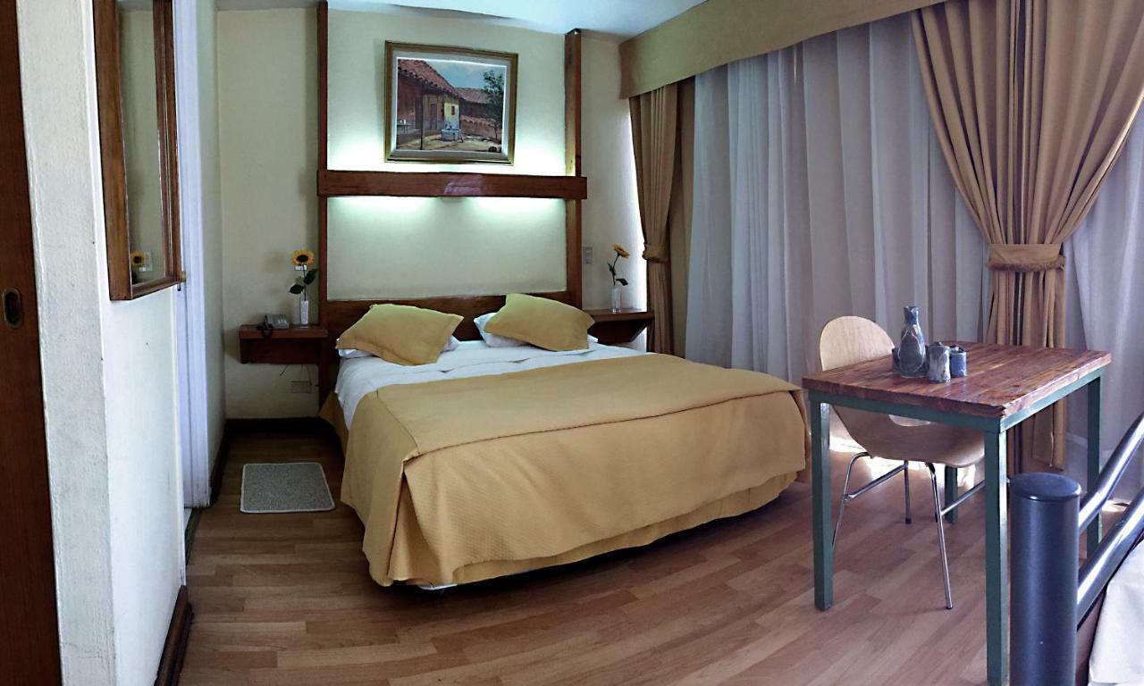 Hotel Plaza לוס אנדס מראה חיצוני תמונה