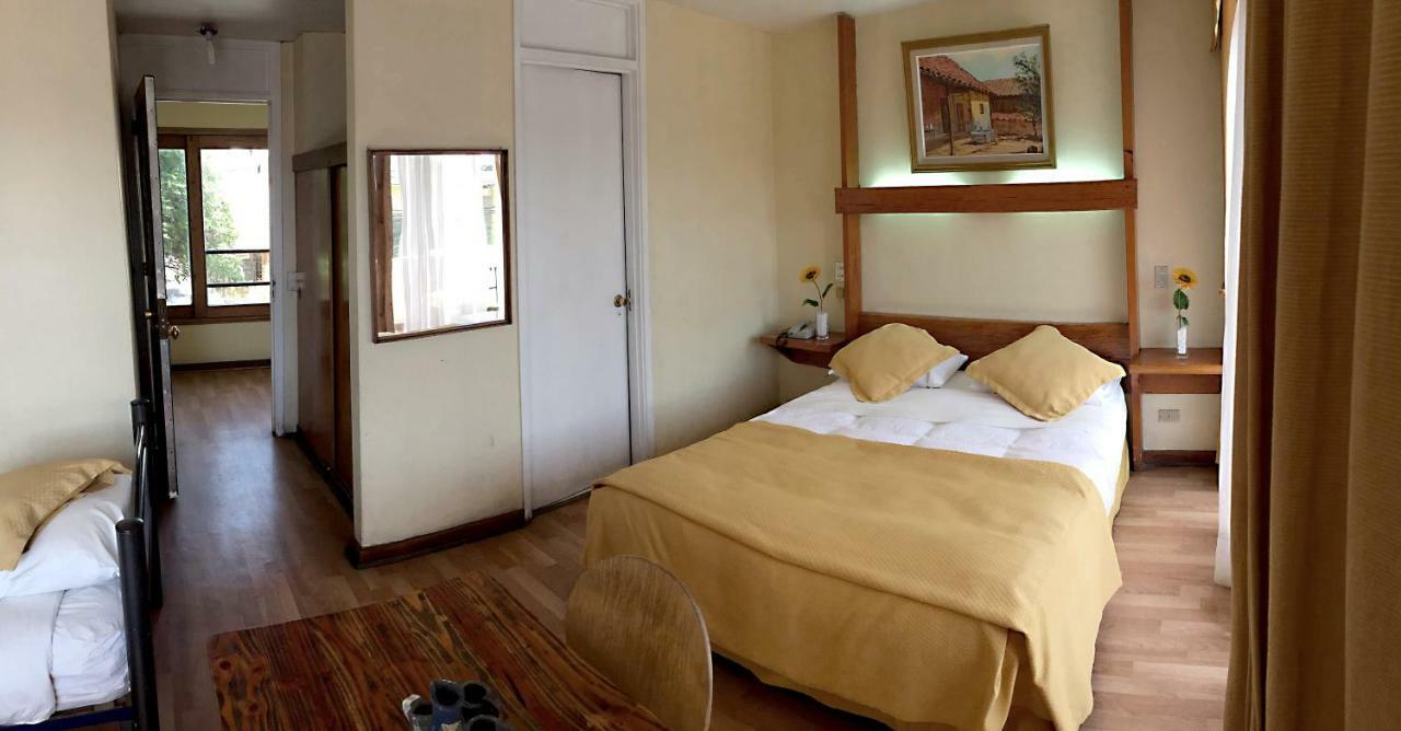 Hotel Plaza לוס אנדס מראה חיצוני תמונה