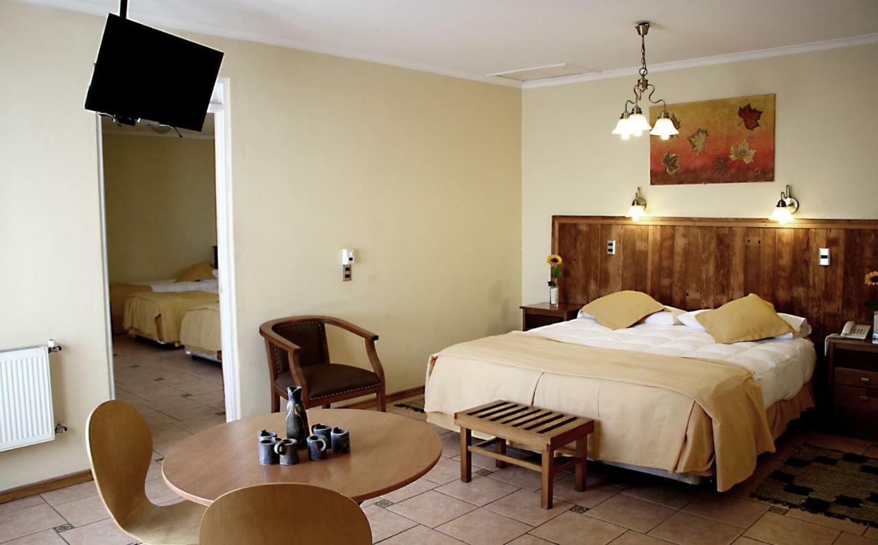 Hotel Plaza לוס אנדס מראה חיצוני תמונה
