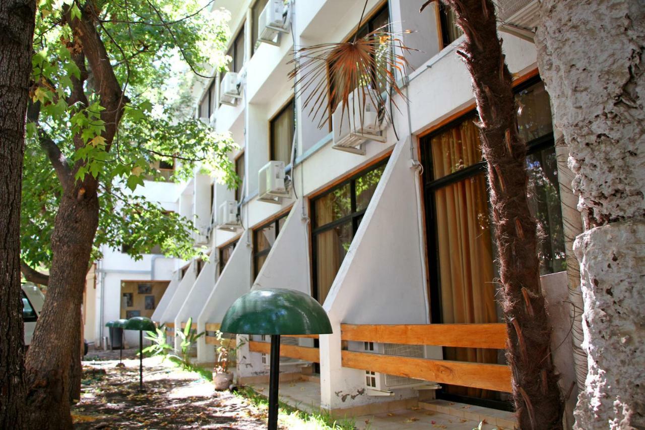 Hotel Plaza לוס אנדס מראה חיצוני תמונה